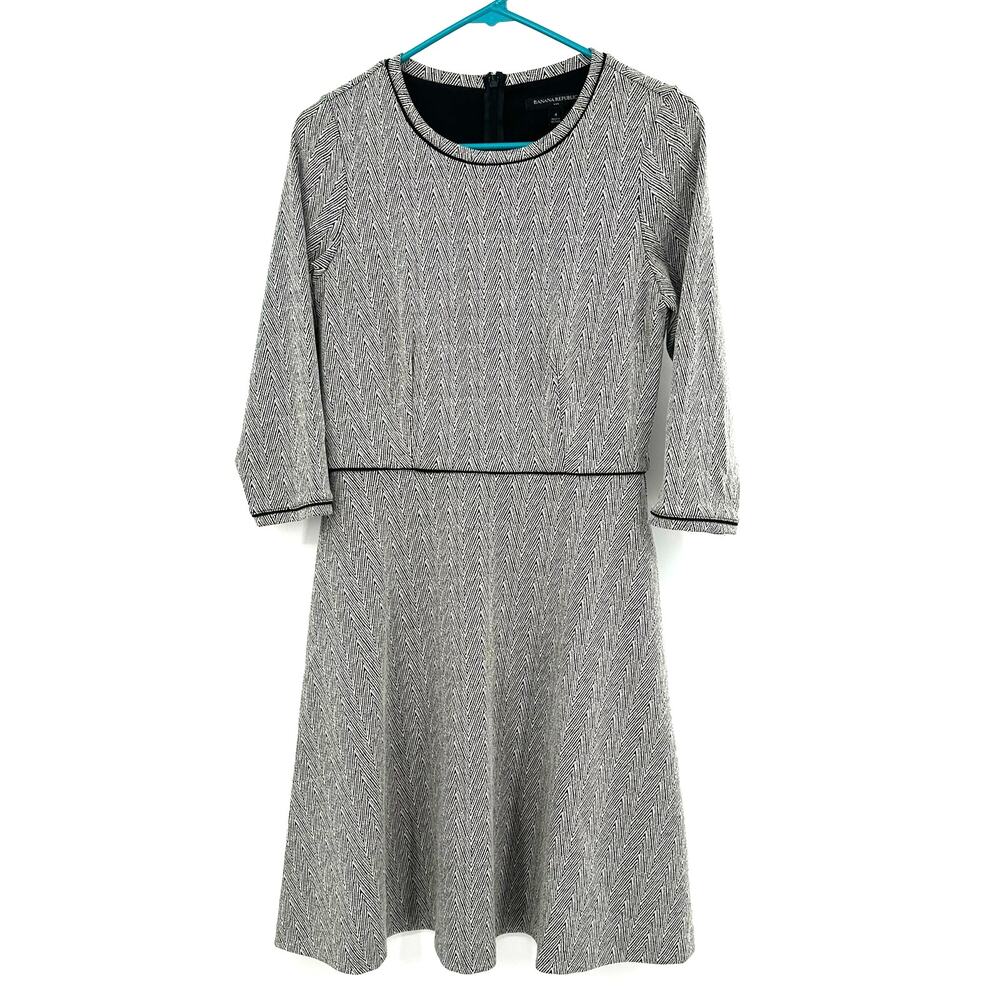 Banana Republic Sz 4 Dress Black & White Zig Zag Pattern 3/4 Sleeve Fit & Flare